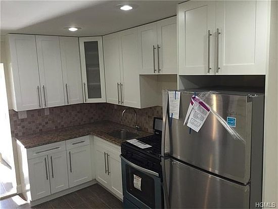 2nd image of 239 Buttrick Ave #1