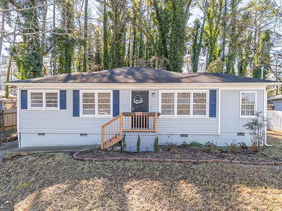 2nd image of 3723 Glenwood Rd