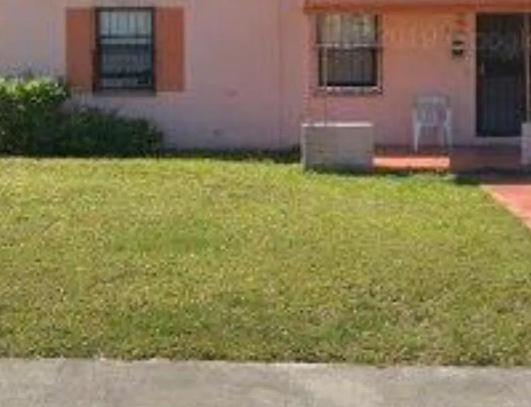 2430 NW 152nd St — Photo 2