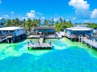 85 Seaview Ave, Conch Key, FL 33050