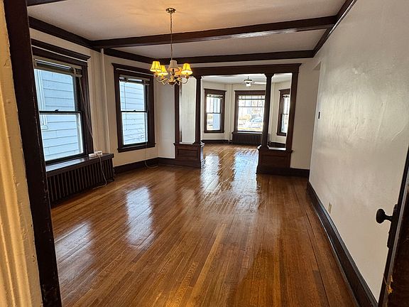 3rd image of 77 S Pine Ave #2