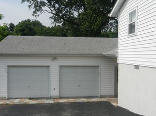 5710 Dillon Rd, High Ridge, MO 63049