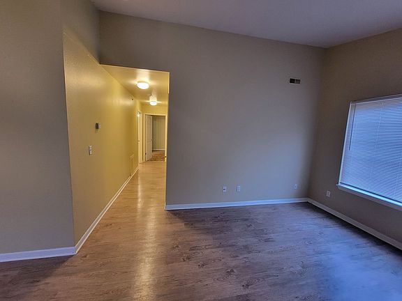 4th image of 408 Fairway Mdws #39a492a74