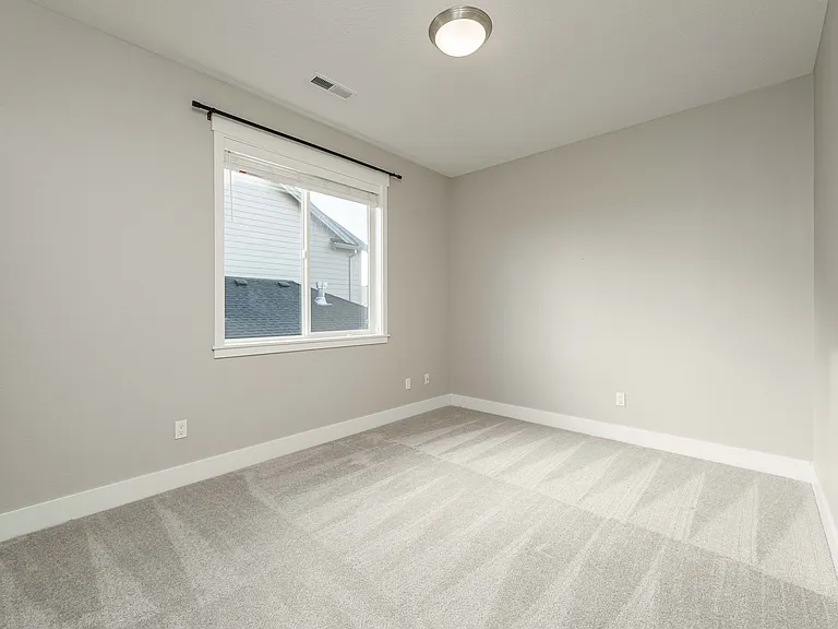 8989 N Kale Cir — Photo 36