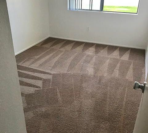 5th image of 13385 Ivy Ave APT A