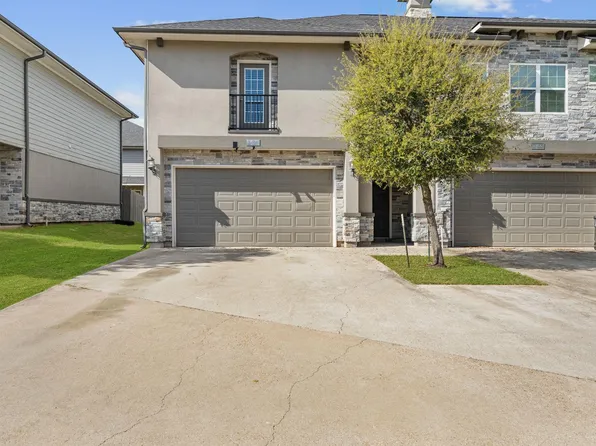 3408 Summerway Dr, College Station, TX 77845