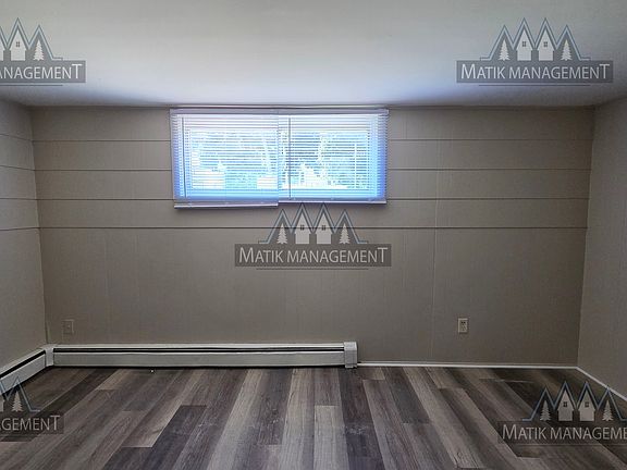 3rd image of 456 13th Ave NW APT 2