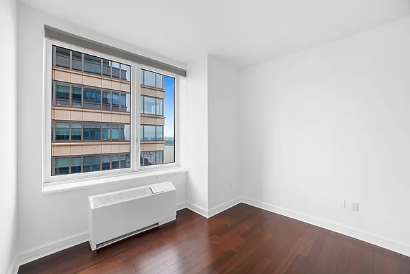 Rented by Nest Seekers International | media 44