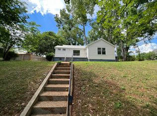 615 Mobile St, Florence, AL 35630