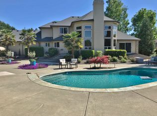 232 Kingsgate Way, Grants Pass, OR 97527