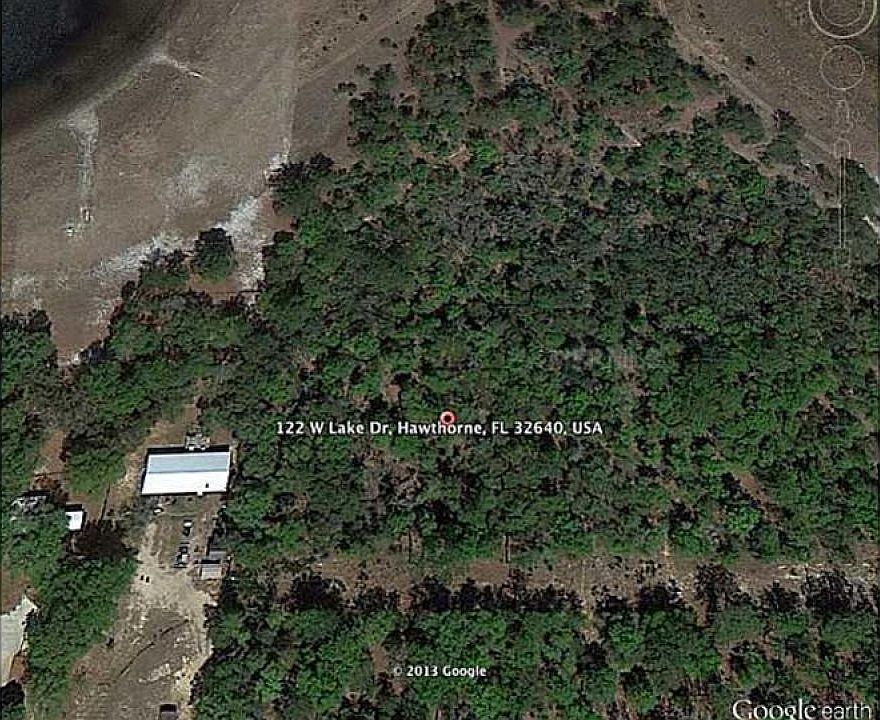 1st image of 122 W Lake Dr