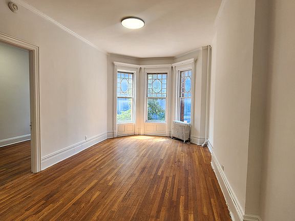 4th image of 1293 Madison Ave #3C