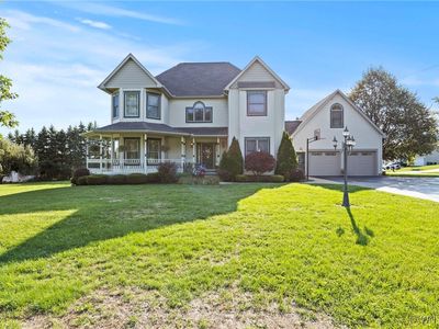 5477 Abel St, Hamburg, NY, 14075