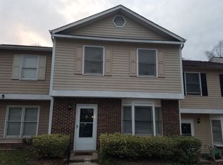 345 E Montcastle Dr UNIT D, Greensboro, NC 27406