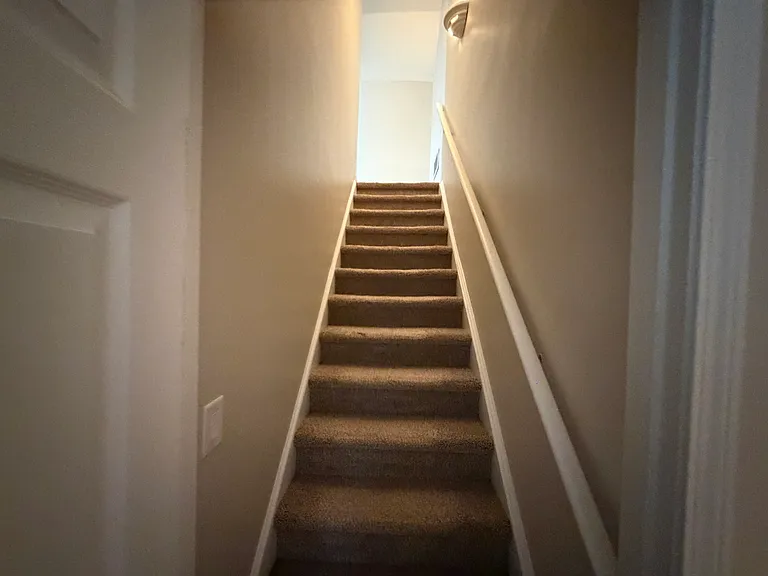1890 Hampton Walk Ct — Photo 15
