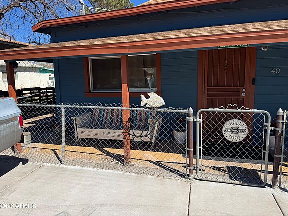 3rd image of 40 Cochise Row