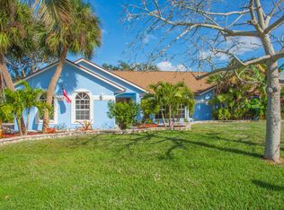 922 Jackson Way, Fort Pierce, FL 34949
