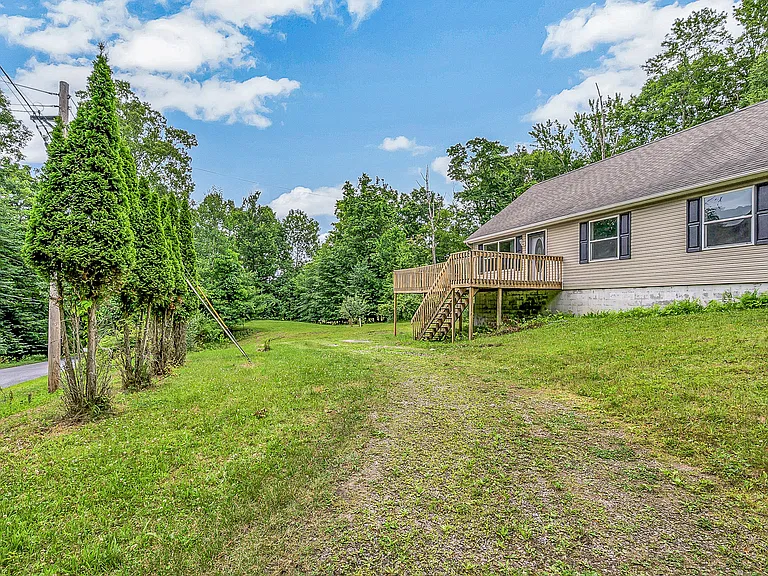 616 Lewis Rd — Photo 2