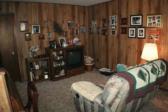 4th image of 405 S Forest St APT A