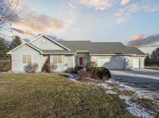 7538 N Morning Meadow Ln, Evansville, WI 53536
