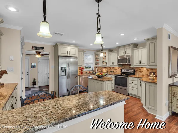 157 B Rue De St Germaine #1000, Freehold, NJ 07728
