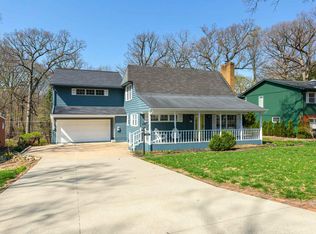 16 Woodley Rd, Rock Island, IL 61201