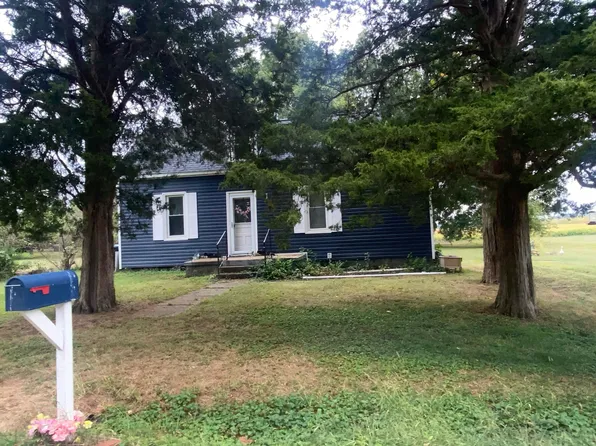 319 S Humboldt St, Marine, IL 62061