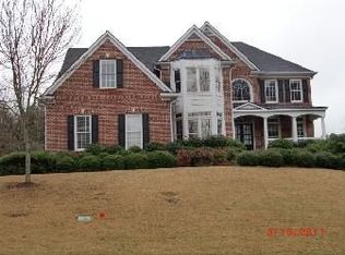 1825 Chattahoochee Run Dr, Suwanee, GA 30024