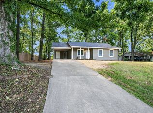 215 Henry St, Braselton, GA 30517