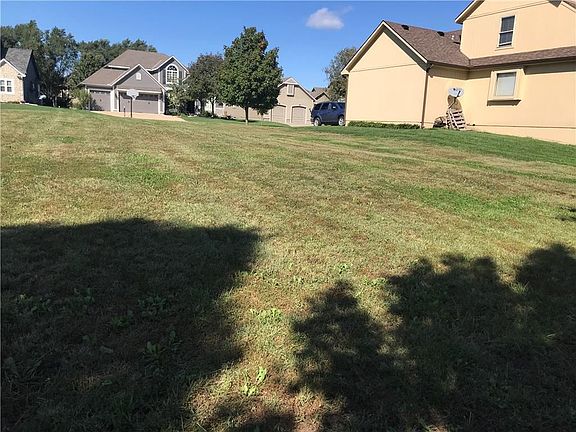 3rd image of 24003 Eagle Ct