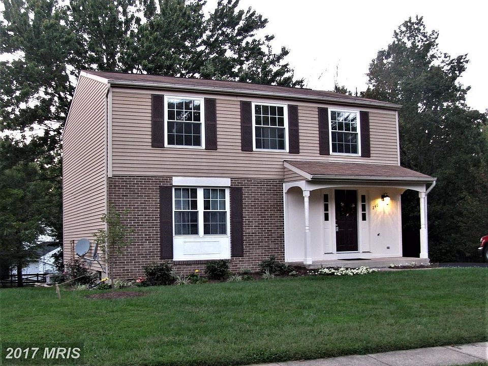 Landscaped Brick and Siding Home