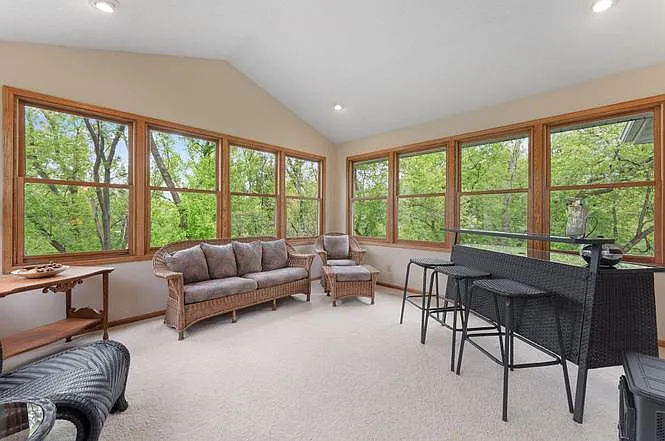 5498 Maple Ridge Ct — Photo 24