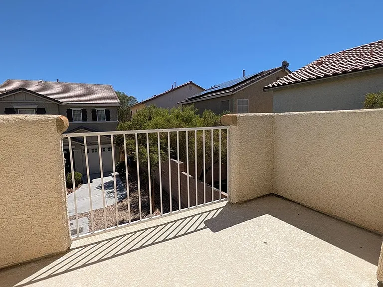 134 Cosmos Ct — Photo 16