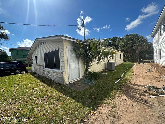 2nd image of 623 5TH Avenue S
