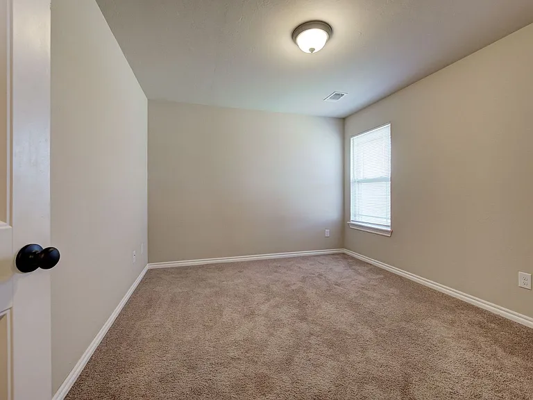 915 Lazywood Dr — Photo 31