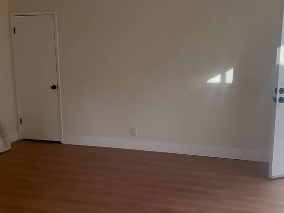5th image of 1371 Carnelian Dr APT 2