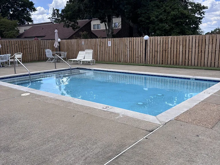 220 Harpers Mill Ct — Photo 23