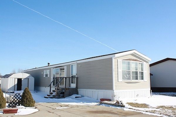 1st image of 307 Black Oak Ct