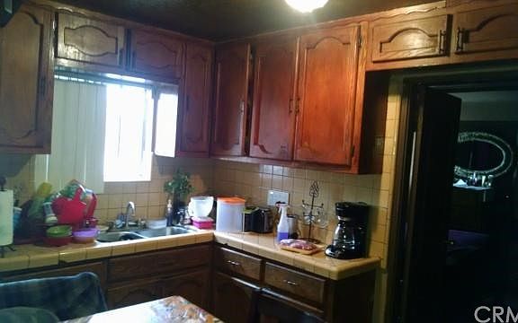Kitchen of unit 1368