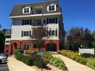 350 Greene St UNIT 411, North Andover, MA 01845