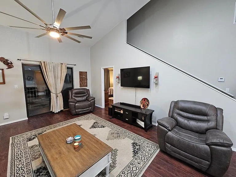 146 River Point Rd #51 — Photo 4