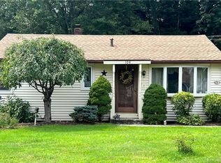 104 Peters Cir, Southington, CT 06489