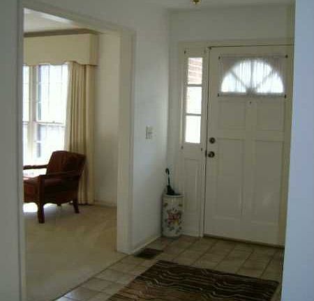 4th image of 5011 Bainbridge Ct