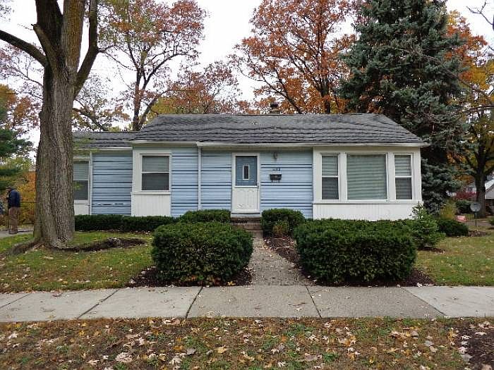 1st image of 10300 Kenwood Ave