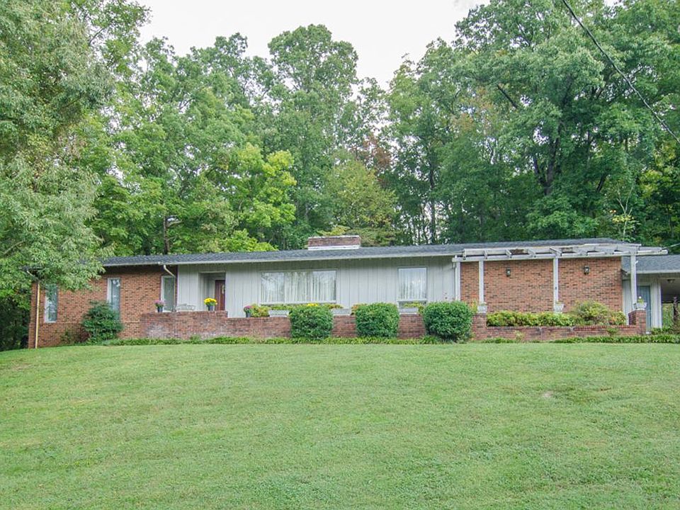 1st image of 614 Woodland Dr