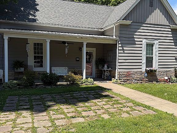2nd image of 545 E Union St