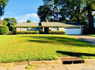 1143 Running Brook Dr, Shreveport, LA 71118