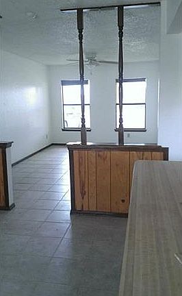 3rd image of 5609 Corsicana Ave