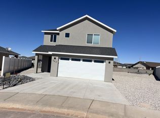 542 Robert Ln, Page, AZ 86040