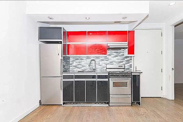 1st image of 270 Jefferson St #2BC
